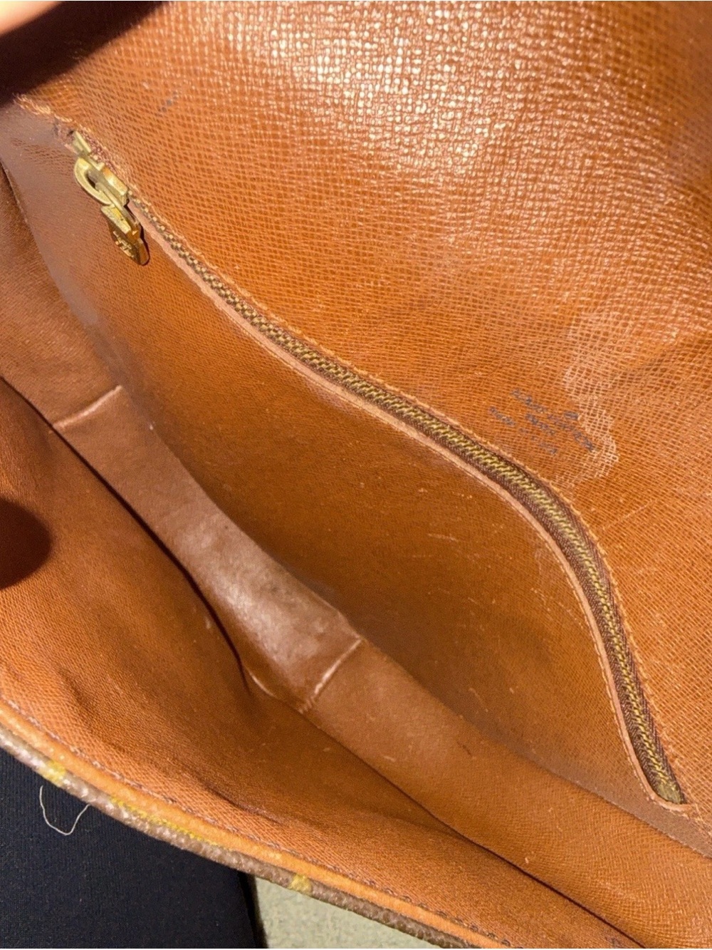 Louis Vuitton Monogram Crossbody Saddle Bag in Brown and Tan GM - Picture 6 of 9